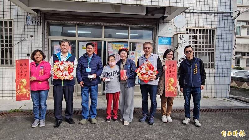饒慶鈴發送「台東金幣」 馬年春聯歡迎索取