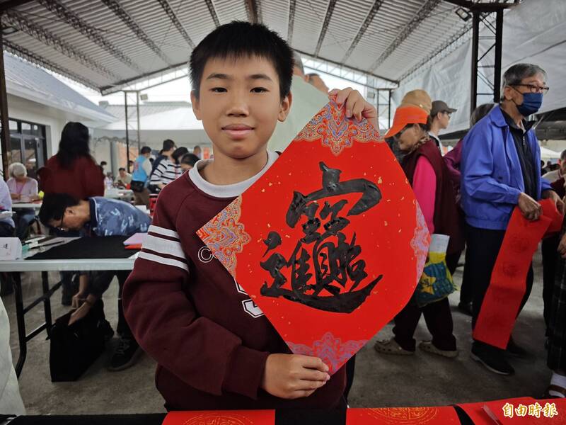 過年春聯怎麼分上下聯不鬧笑話 書法家教你貼