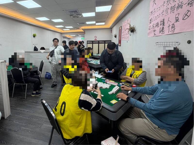 偽裝棋牌社實際供賭客打麻將賭博 警逮19人送辦