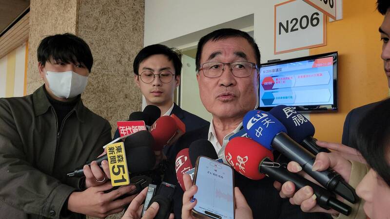 新北市長人選今晚見面協調? 李四川:未被告知