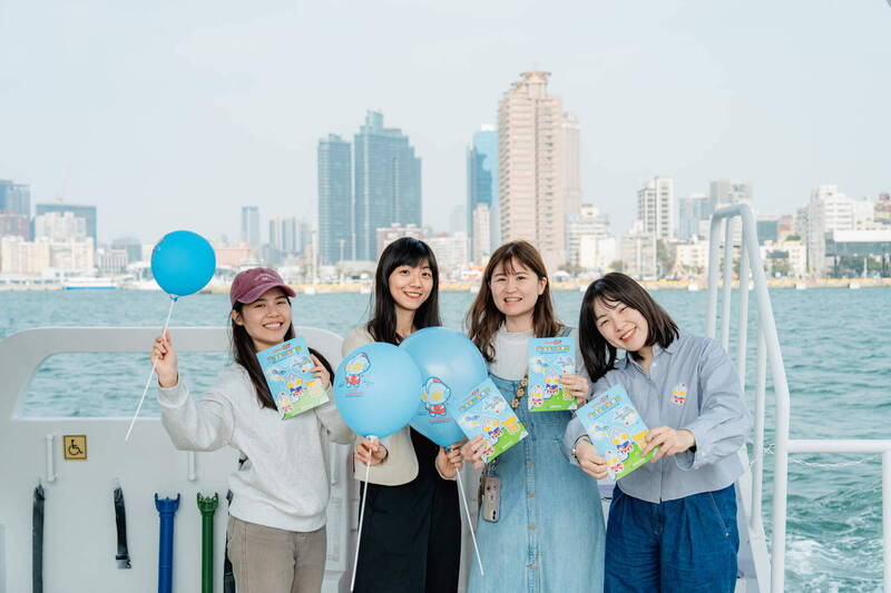 「2026高雄冬日遊樂園」2月7日盛大登場，市府推出「文化遊艇賞IP船班」。（圖由高市文化局提供）