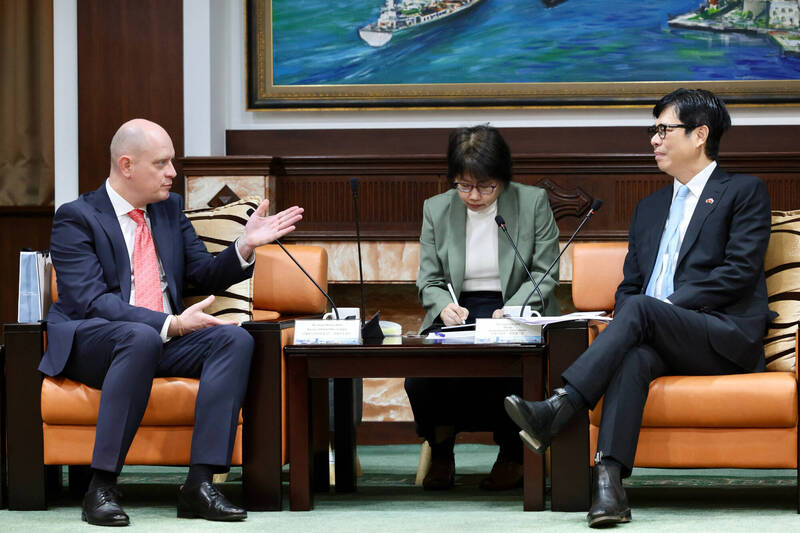 波蘭駐台辦事處長畢爾斯基首訪高雄 陳其邁盼多元合作