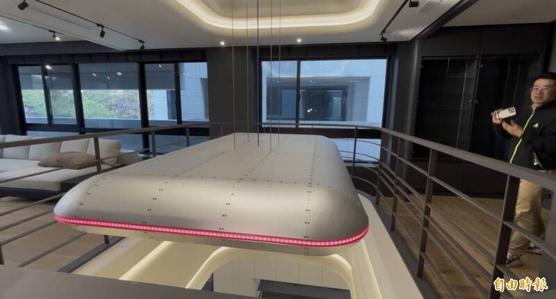 2度開箱先發制人?重點不在700坪豪宅 謝典霖姊弟角力剛開戰