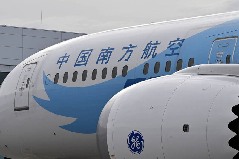 腰斬！中國飛往日本航班 1月減少48％