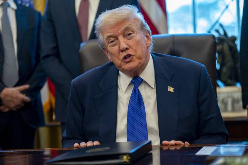 期待與哥倫比亞總統會面 川普笑:馬杜羅事件後他態度變很好