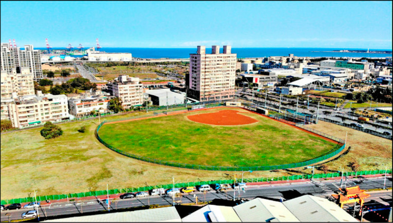 八里國中遷校台北港 可行性評估