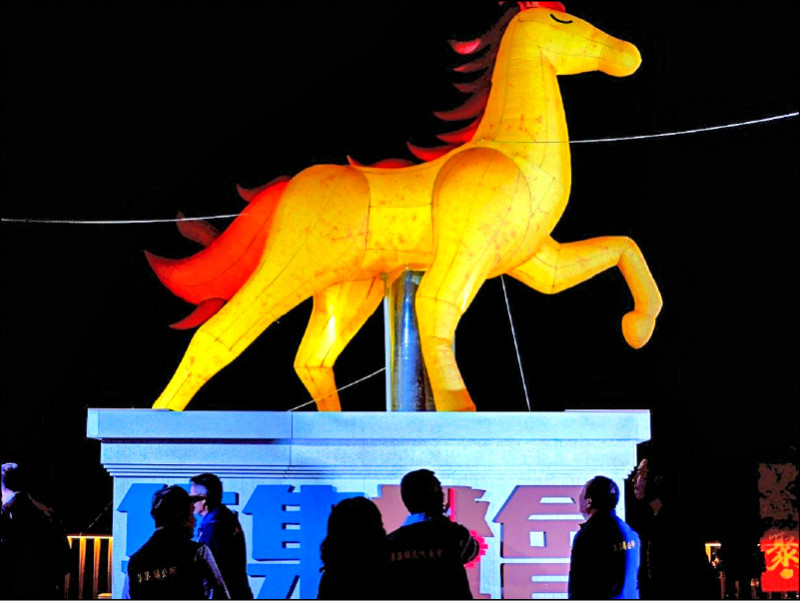 7米高金馬主燈 集集燈會亮相