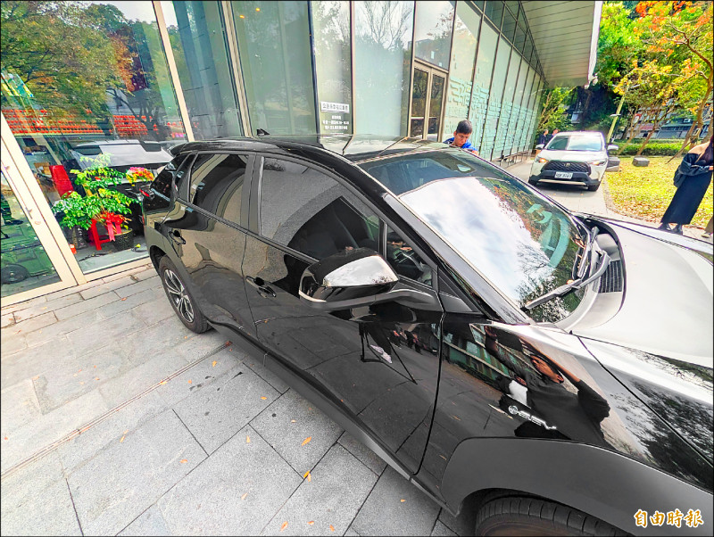 汽車隔熱紙新規月底上路 違規沒改善恐註銷牌照