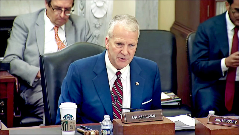 轟藍營擋國防預算玩火 美參議員蘇利文堅定挺台