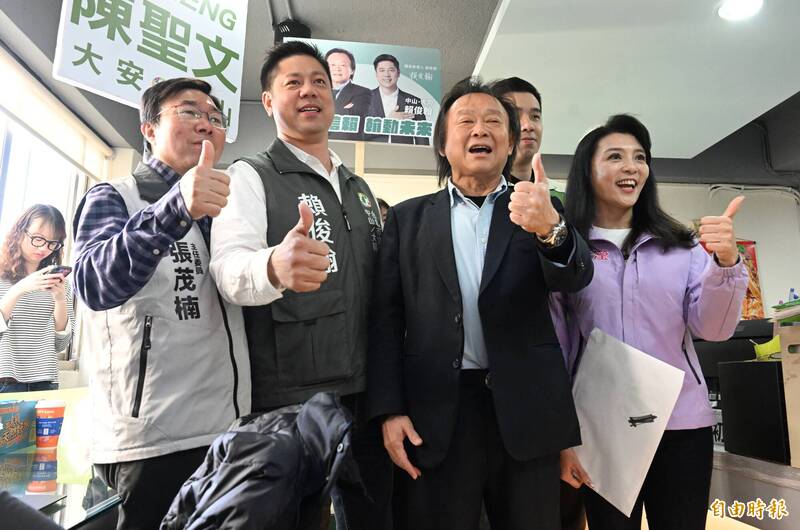 就選戰位置 王世堅喊話李四川：快請辭「對大家都好」