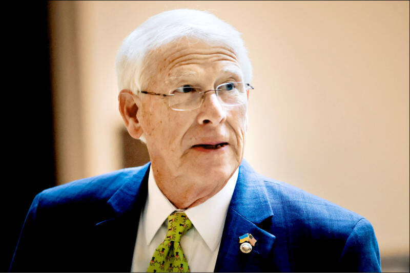 02/04 各報重點新聞一覽