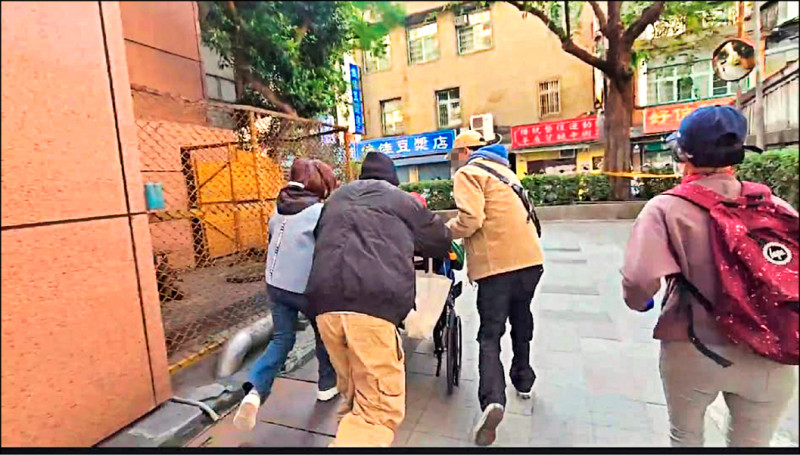 億元級人瑞秘婚看護 子孫衝醫院搶人