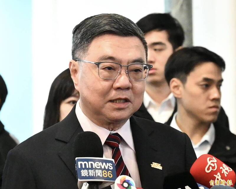 眷改條例修正涉圖利掏空國庫  卓榮泰證實「不副署」