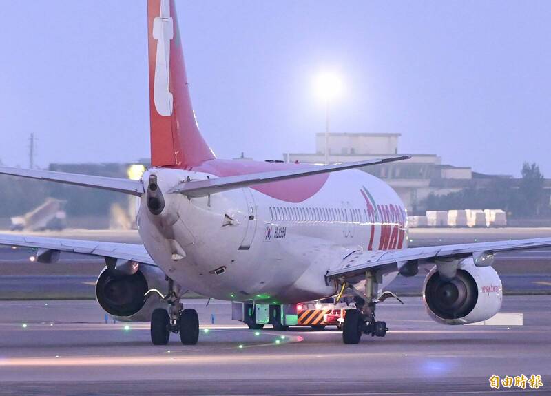 德威航空降落「掉輪」連鎖效應！桃機10分鐘內3機喊「Mayday」求救