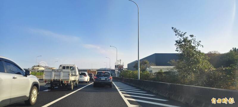 國1后里交流道引道縮短 用路人怨聲四起 高公局回應了