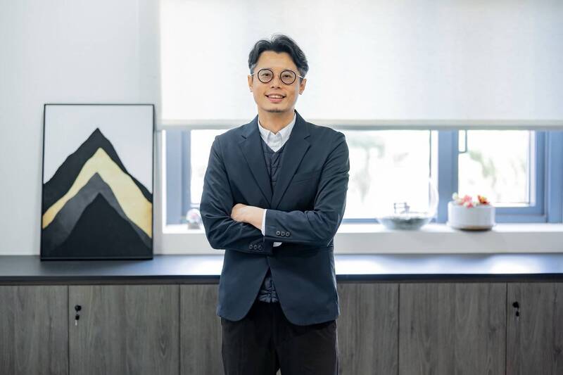 曾俊豪接桃市府秘書處長 從政歷程與前朝顏子傑雷同