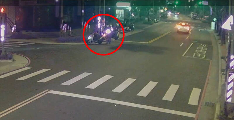 紅燈右轉被逮!新北毒蟲栽了