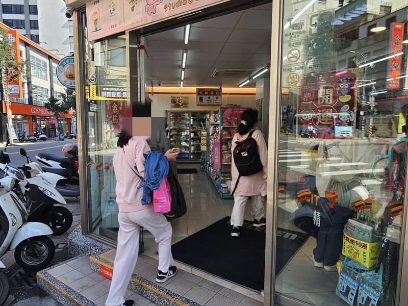 除夕宜蘭超商驚魂!女高中生疑與母吵架後爆走 竟持美工刀刺傷女顧客