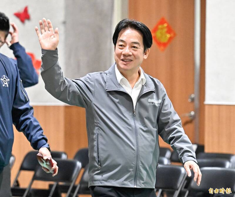 消防員24小時內出勤28件! 累癱照釣出賴總統打氣