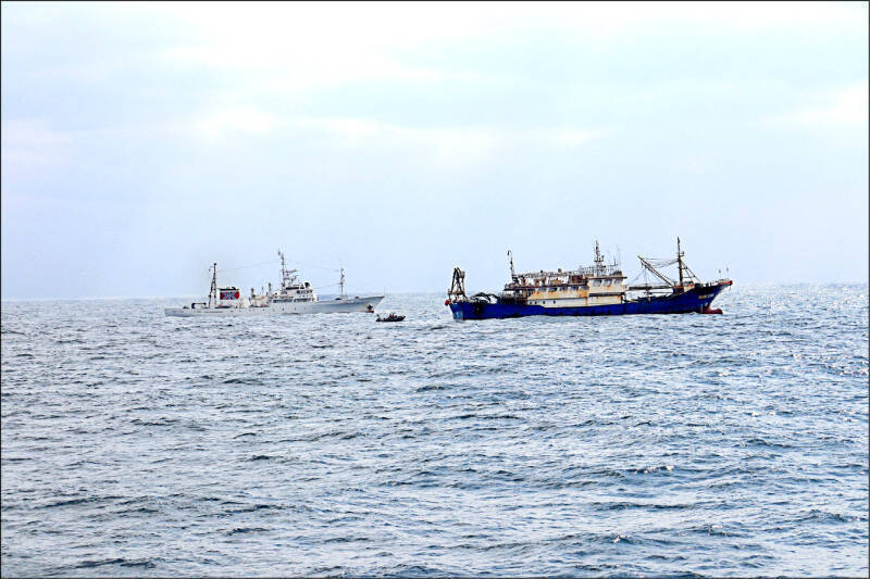 4年來首扣中國違法漁船!高市早苗強勢回應:將持續嚴厲執法