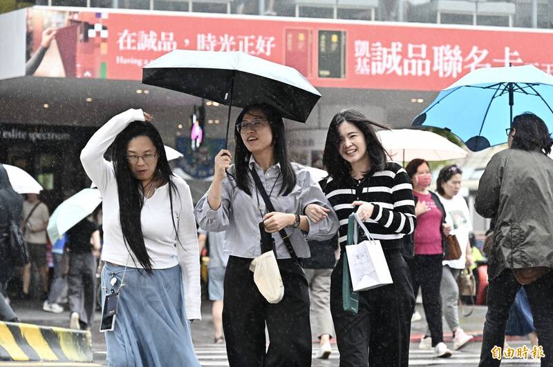 吳德榮:除夕午後北台變天轉濕涼雨估下到初二