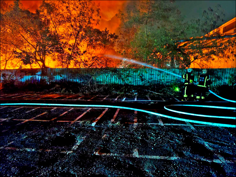 放鞭炮惹禍?桃園打火弟兄除夕夜疲於奔命