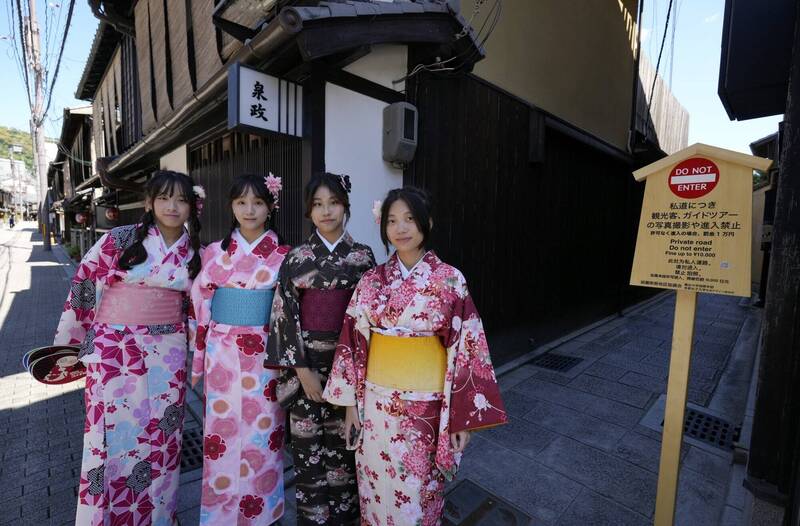 日本1月外國遊客統計出爐! 中國人減少逾60%、台韓美澳幫大忙