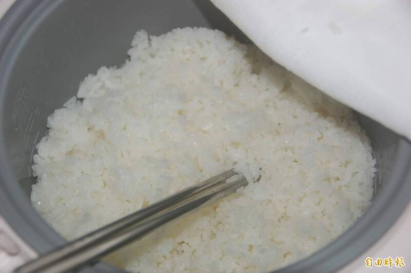 你也是「初級大人」嗎? 成年人回家秒變廢 網掀共鳴