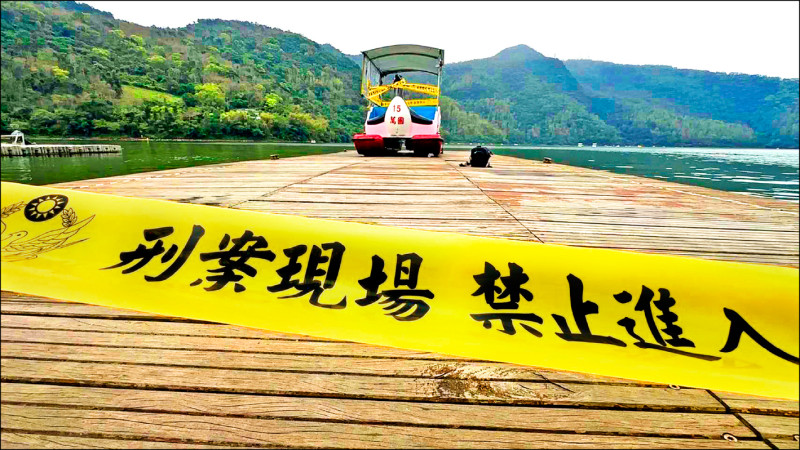 花蓮鯉魚潭天鵝船翻覆 9歲童溺斃