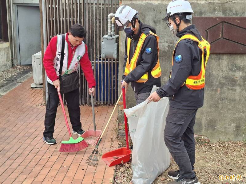 竹市逾2400名環保志工撿菸蒂 1個月清除39.6公斤約11萬8800根