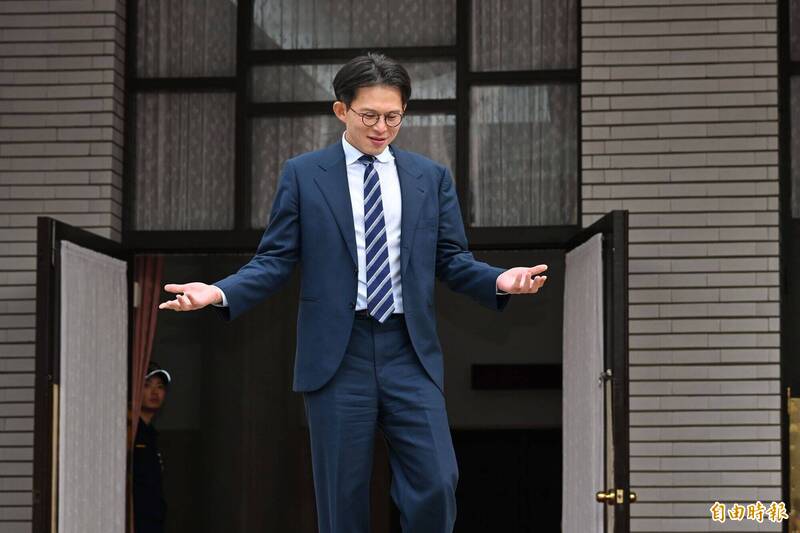 川普關稅遭裁定違法 黃國昌讚司法獨立:向濫權總統說不令人尊敬