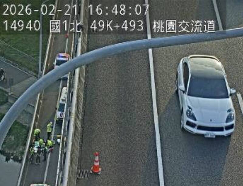 五楊高架離奇墜橋!35歲男搭小黃突暴怒 下車翻越圍籬墜落重傷