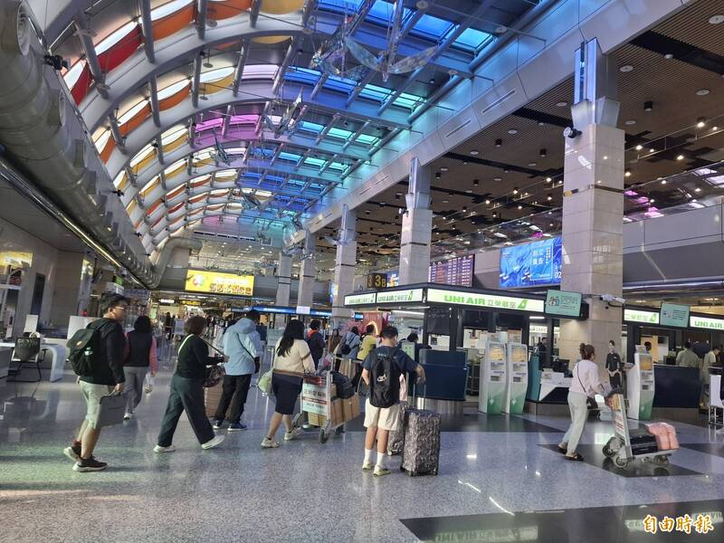 澎湖機場湧收假人潮 2/22、2/23往北高加開班機