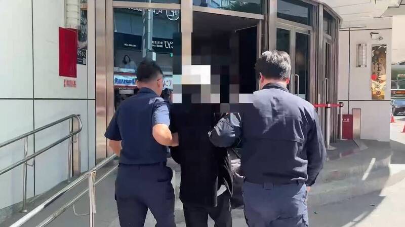 北車持刀怪客今早落網! 供稱「忘了為什麼要拿刀子出來」