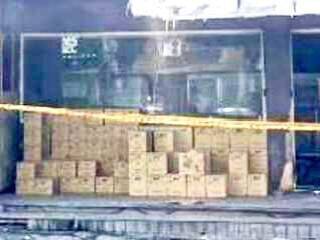 披越南國旗移工精神不穩 街頭縱火險釀大禍