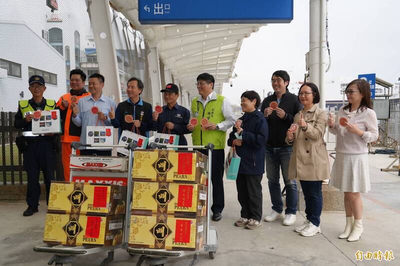 副縣長林皆興慰勞港區同仁 肯定春節海運疏運貢獻