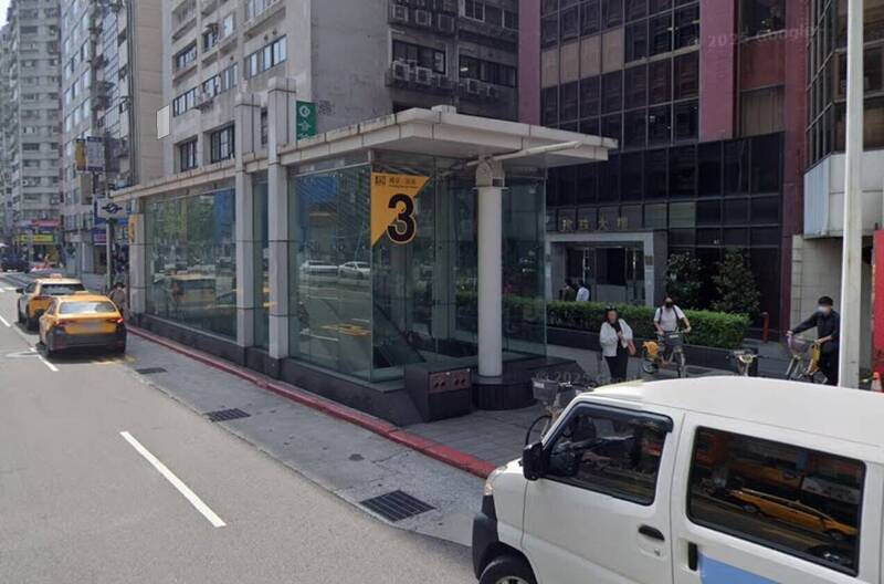 捷運南京三民站驚傳揚言攻擊 大批警力戒備、經查為謊報