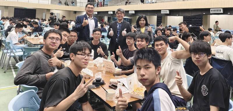 學測放榜!台南一中7成衝上全國前標 數B、英文表現最搶眼