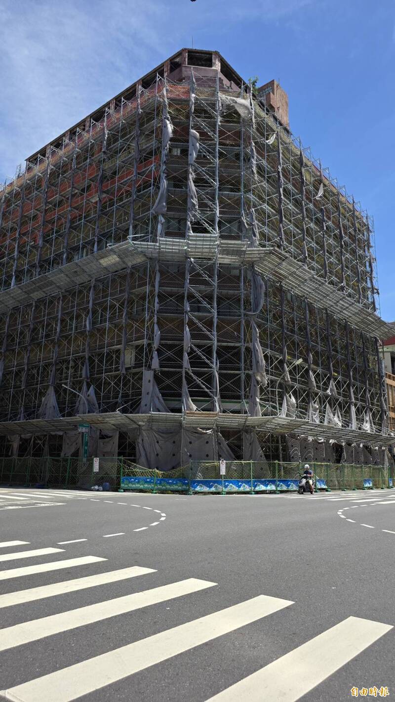 來亞大樓「不定時炸彈」多年危樓 南市拍板近期強拆