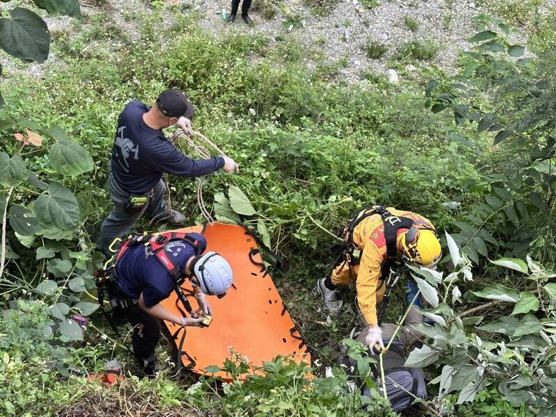 花蓮7旬婦墜落5米邊坡 命危送醫