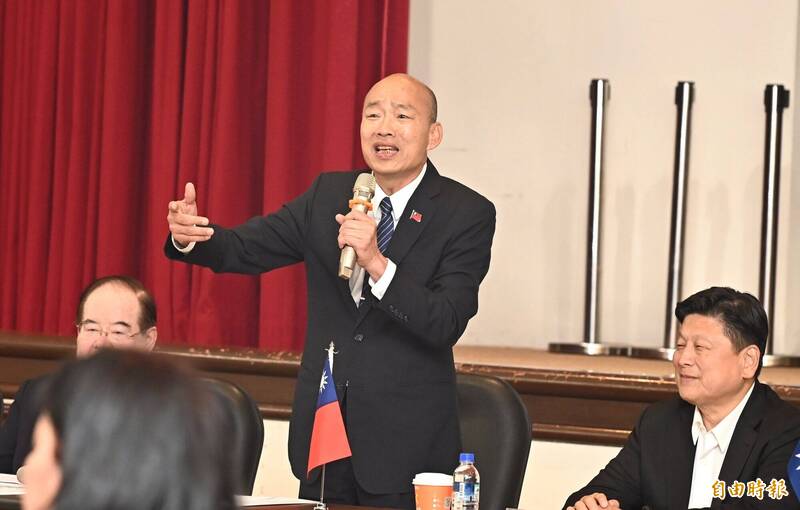 韓國瑜講故事告誡藍營 黃暐瀚反酸藍白支持者:院長要變綠國瑜了嗎?