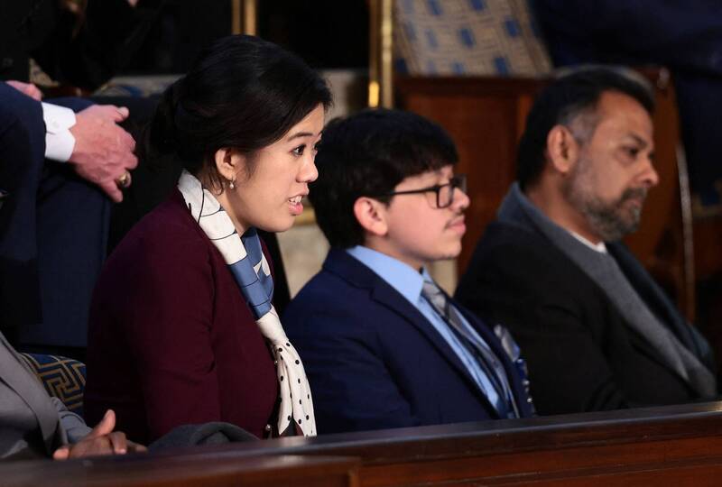 出席川普國情咨文演說 黎智英愛女促營救父親