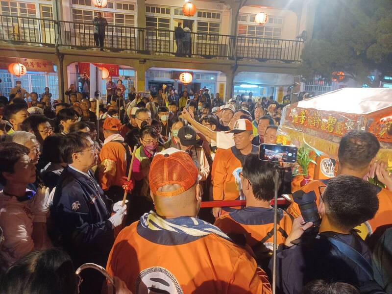 台南東山碧軒寺觀音佛祖回駕 碧雲寺湧入信眾