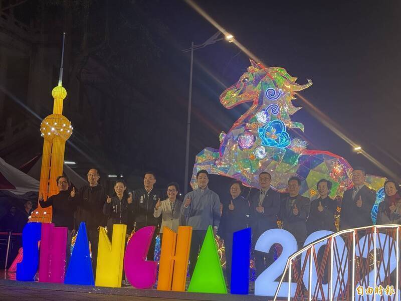 台北燈會「這裡是上海」挨批花公帑自我矮化 觀傳局:不因名稱影響主體性