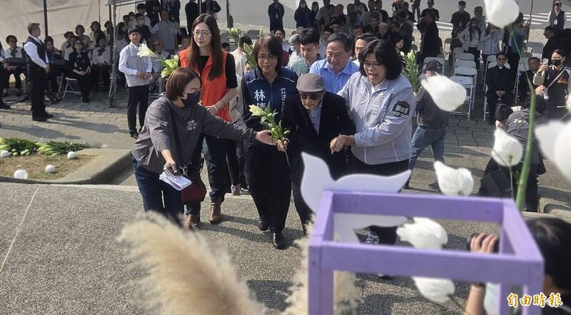 嘉市228追思會 百歲人瑞受難者家屬年年參加