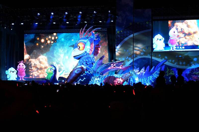 紙風車客家親子劇《燈怪》屏東連演3天 今晚首場湧近4千人