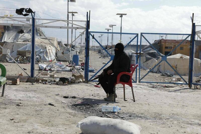 敘利亞霍爾難民營爆「集體越獄」 2萬IS家屬失蹤 全球戒備