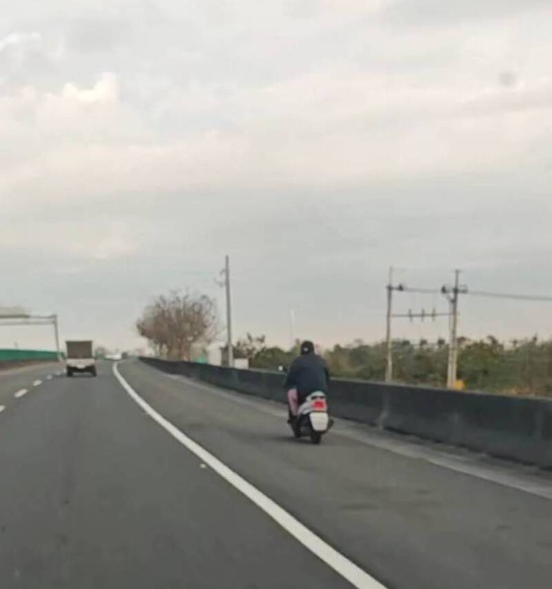 機車騎上嘉縣台82線 最高可罰6000元