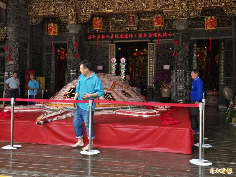屏東慈鳳宮2萬2000斤平安龜亮相 明開光廟方歡迎認捐
