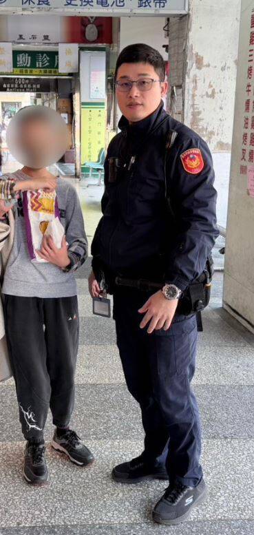 小六男童補習班午休失聯 家長急報警結局暖心